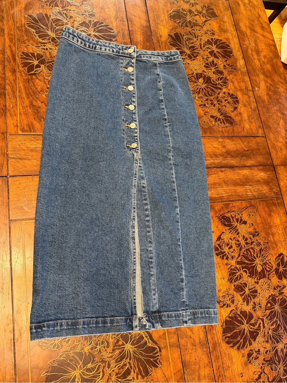 Free People Button-Front Denim Midi Skirt in Blue